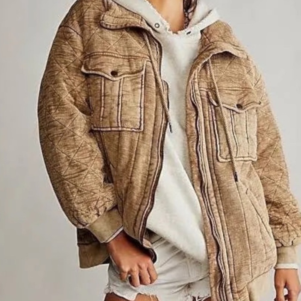 Free People Luna Cozy Bomber Jacket Ponytail Tan Quilted Puffer oversized small
